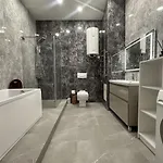 в аркадии 130 м, 2 этаж Apartament *